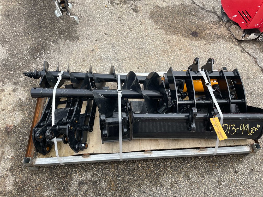 Unused GIYI 8 Piece Attachment Fit For Mini Excavators (O10)
