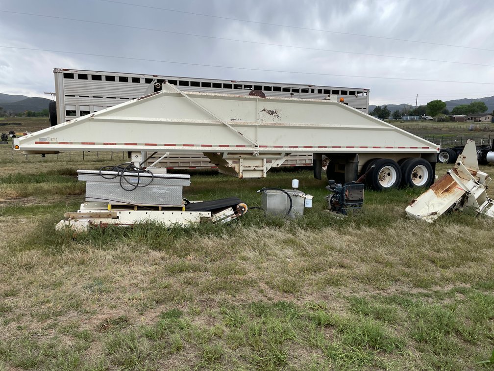 1999 Lang Fab Belly Dump Spreader (Has AZ Title)