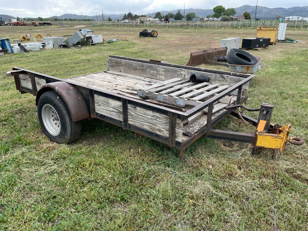 Heavy Duty Single Axle Trailer (No Title)
