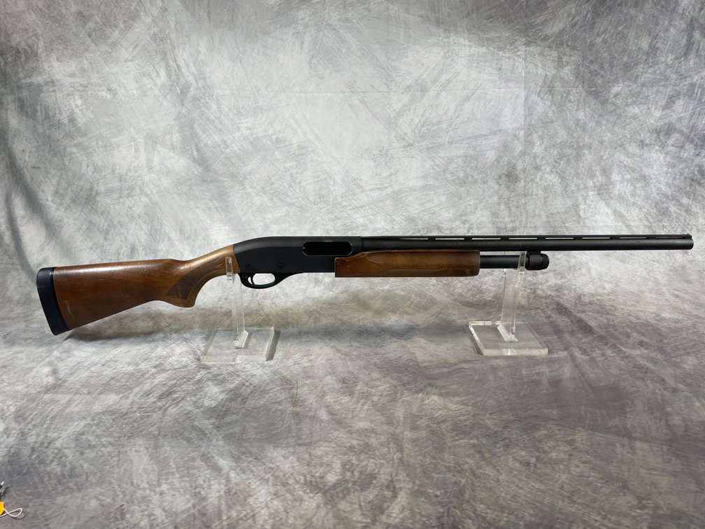 Remington Model 870, 20 Ga. Pump Action Shotgun, SN: AB025606U, (Neenah, WI)