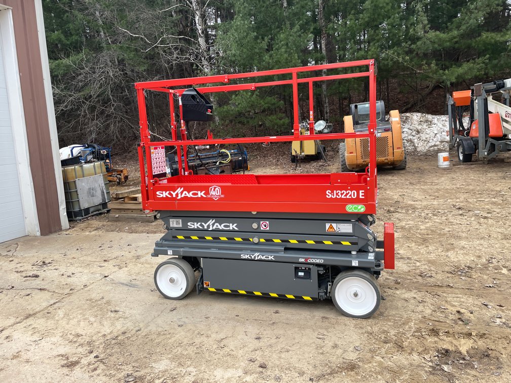 2025 Skyjack SJ3220E Electric Scissor Lift