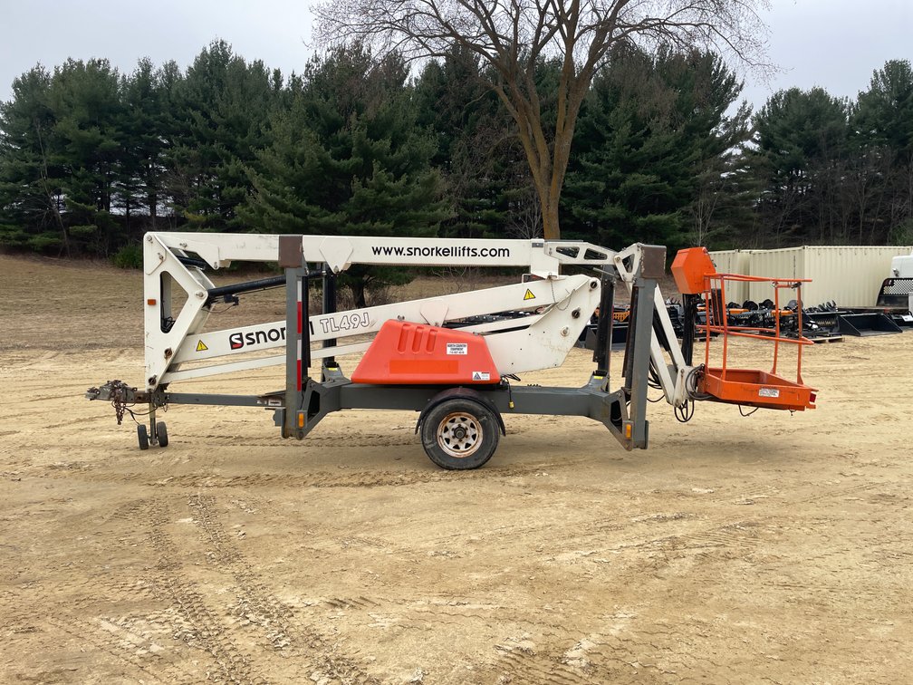 (M-4) 2018 Snorkel TL49J Towable Boom Lift