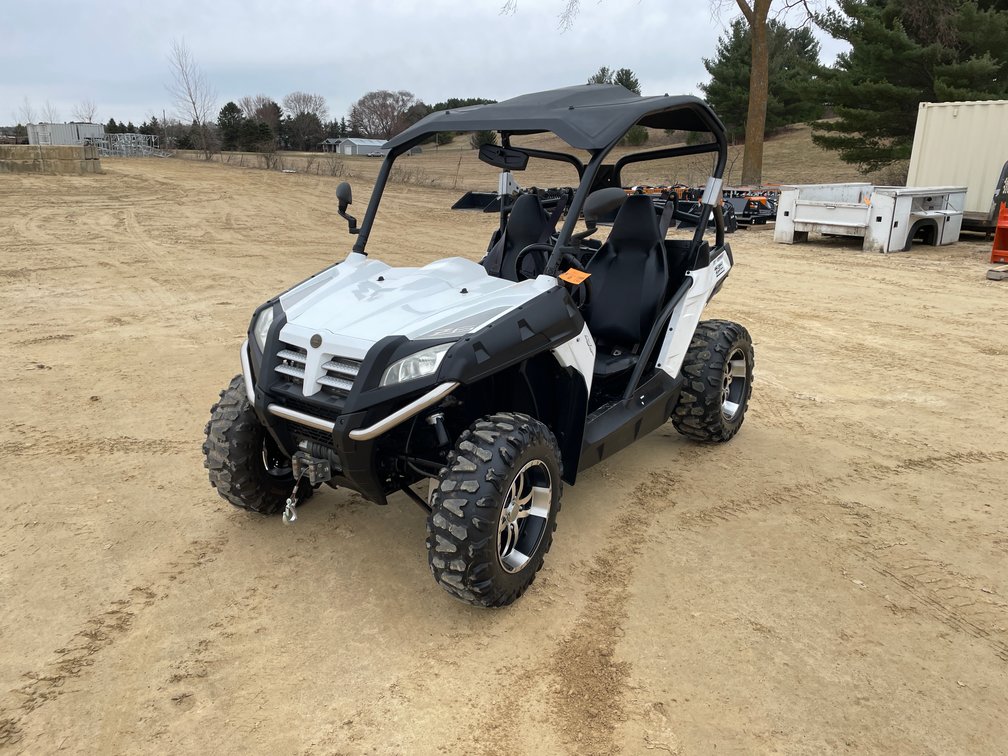 2013 CF MOTO Z6 UTV (Sells with Bill of Sale Only)