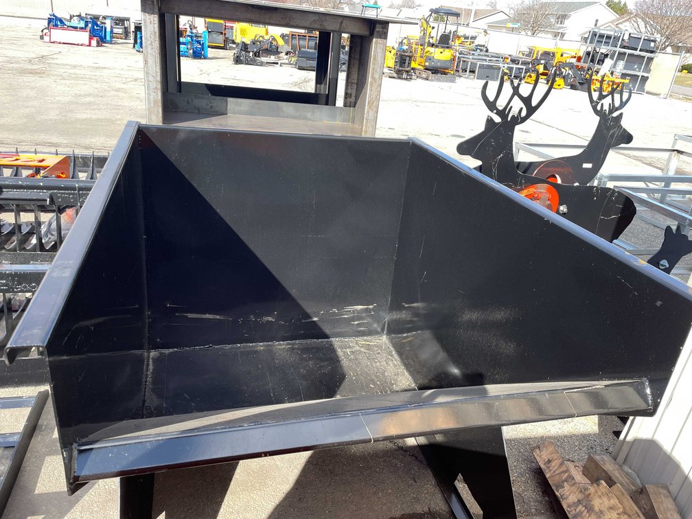 Skid Steer Trash Hopper (O2)