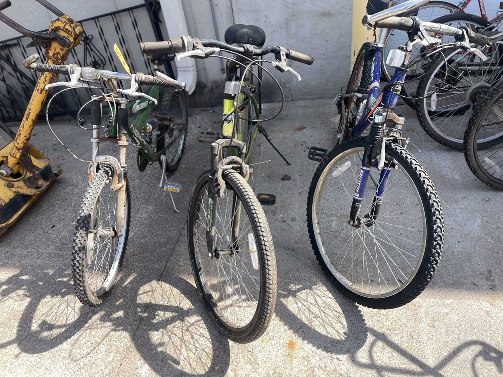 (3) Bikes (O4)