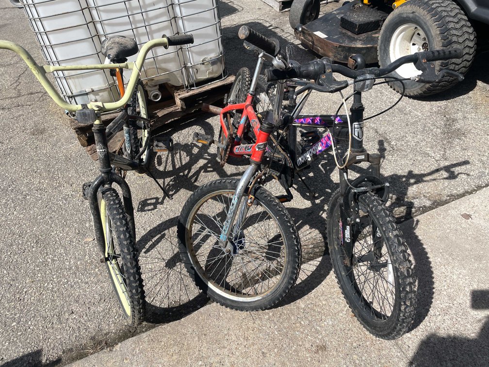 (3) Kid Bikes (O3)