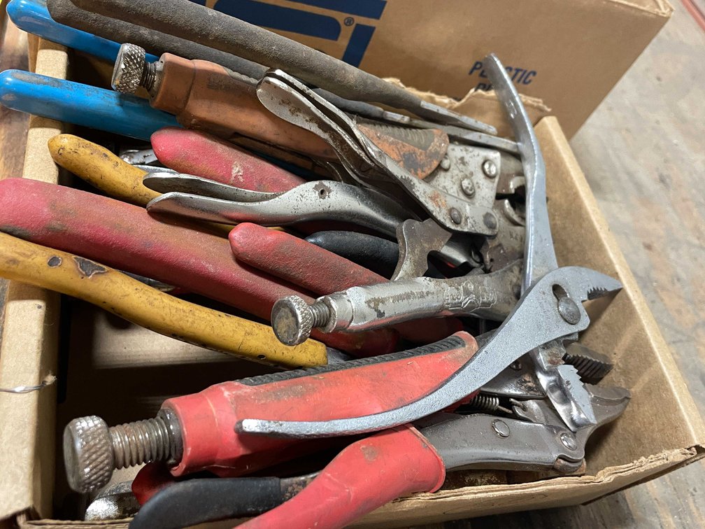 Vise Grips, Pliers and Wire Cutters (PR18)