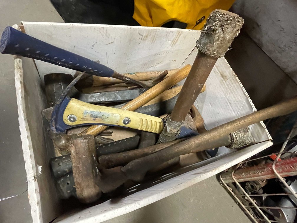 Hammers (PR18)