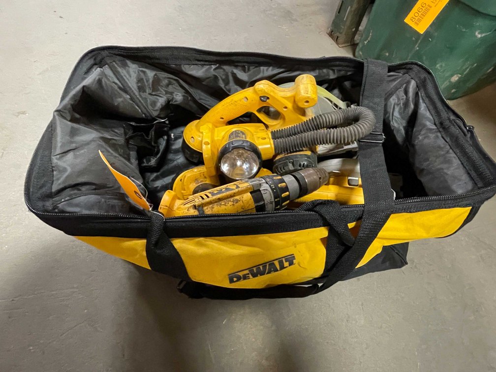 DeWalt 18V Tools and Carry All Bag (PR18)