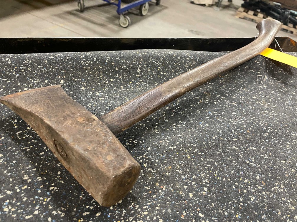 Vintage Splitting Maul Axe (PR10)