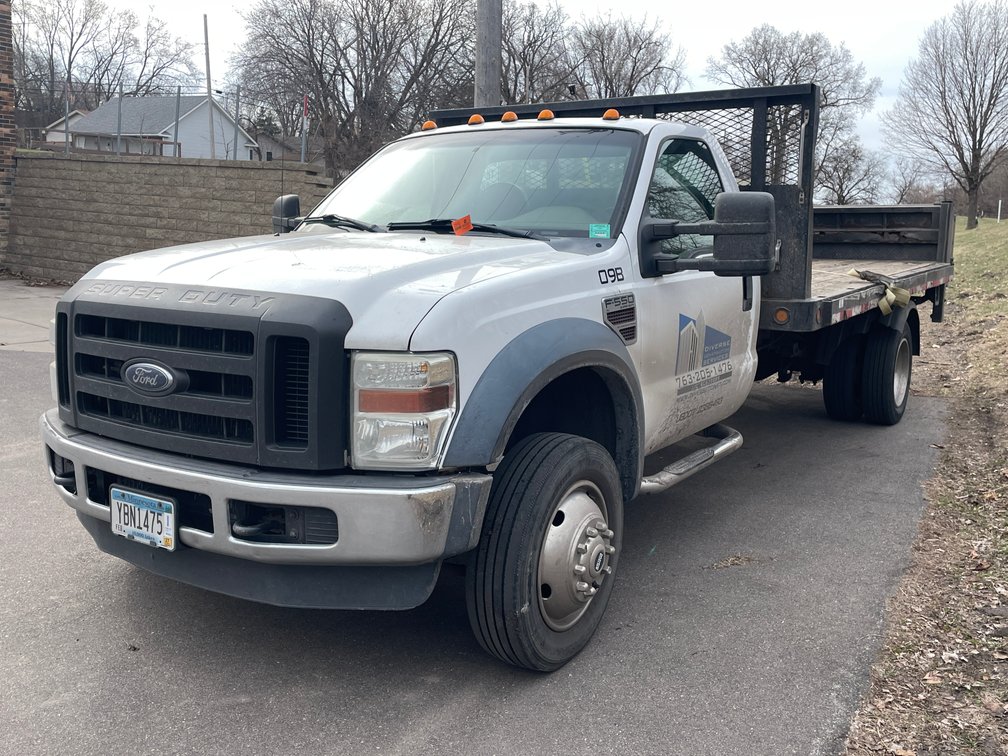 2009 Ford F550 Super Duty Flatbed Truck (Has MN Title) (Columbia Heights, MN)