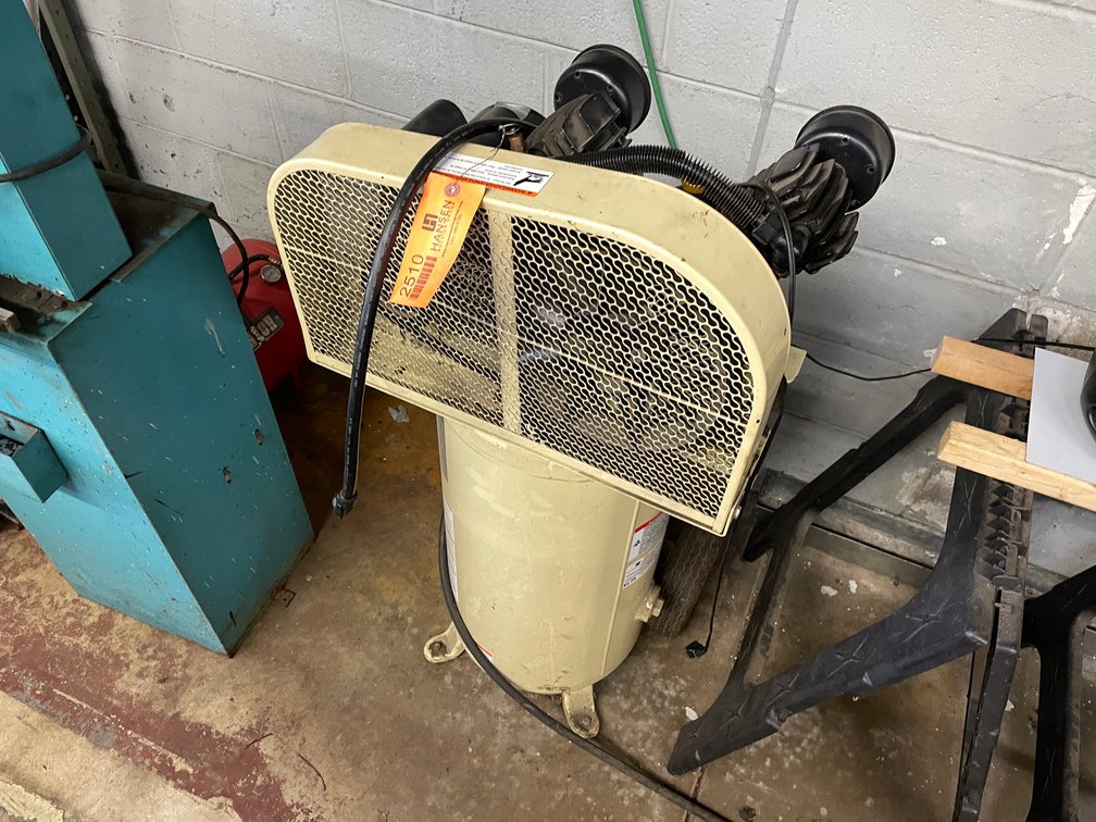 Ingersoll-Rand Portable Air Compressor (Columbia Heights, MN)