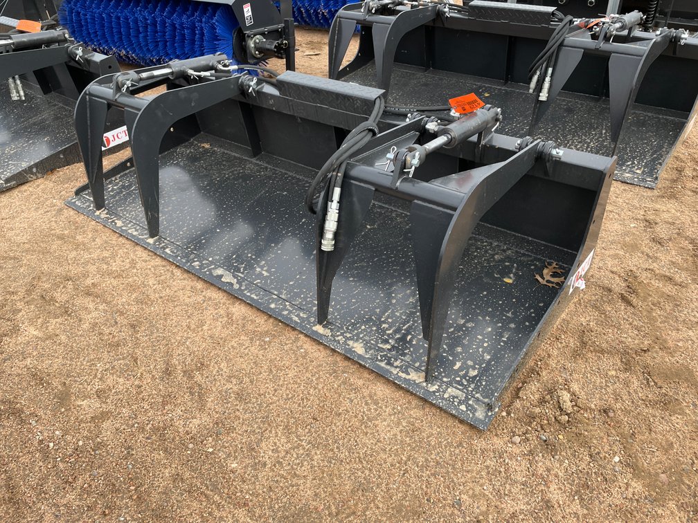 84" JCT Smooth Edge Grapple Bucket
