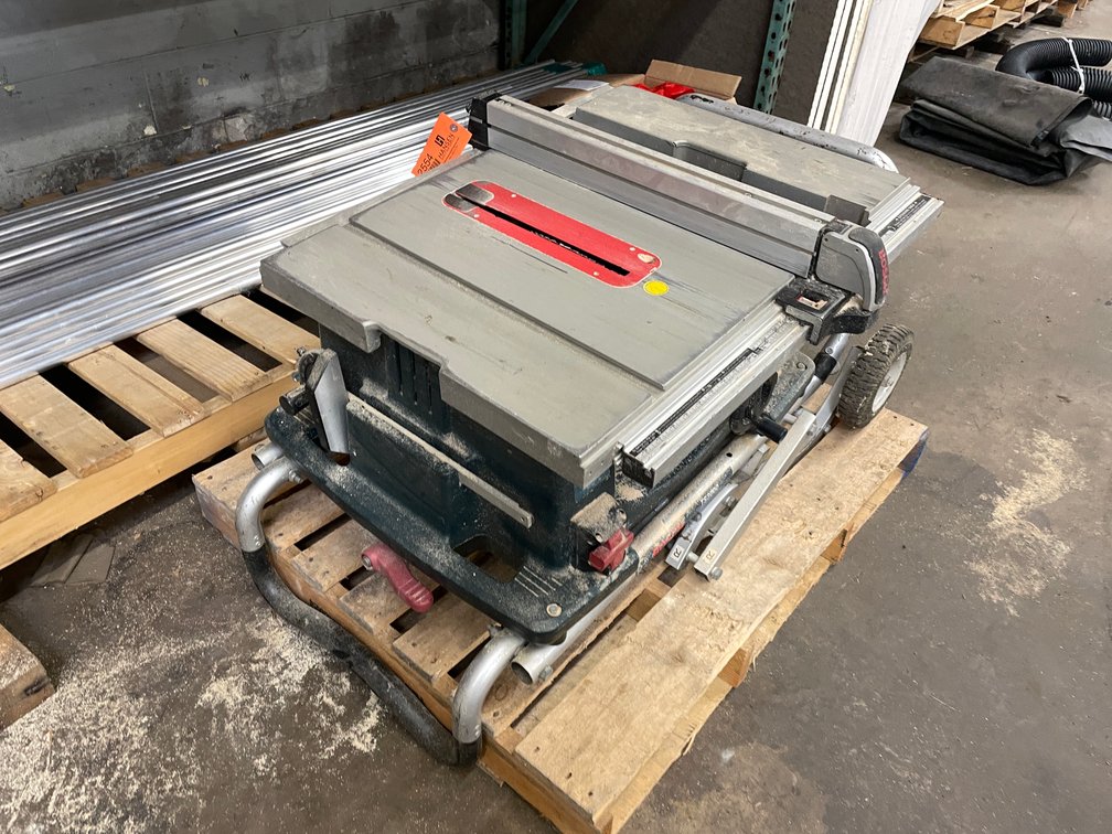 Bosch Table Saw (Columbia Heights, MN)