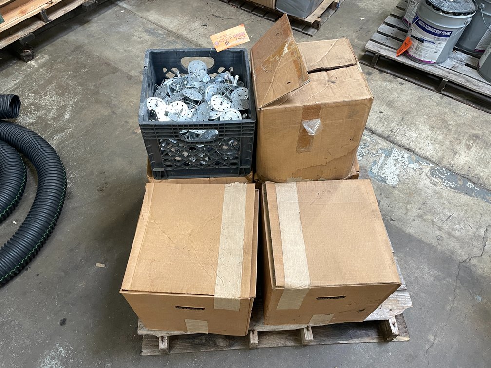 Pallet of Roof Grip Screw (Columbia Heights, MN)