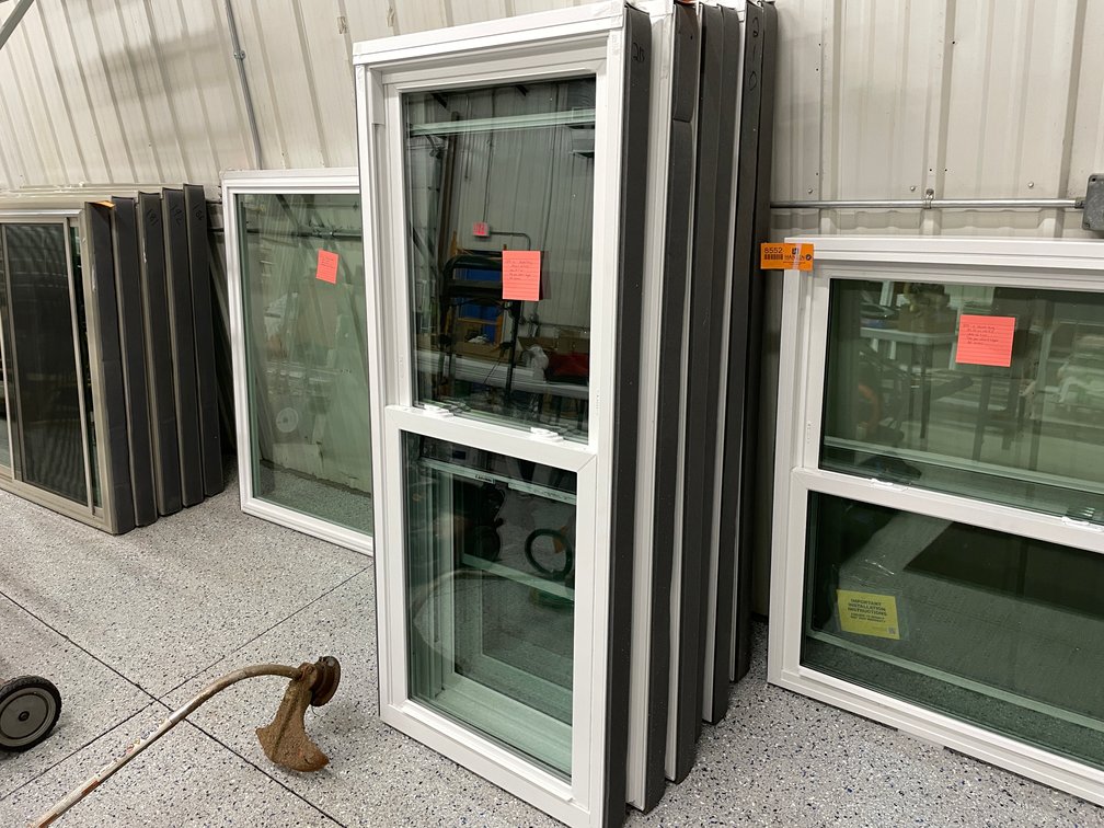 (6) Double Hung Windows