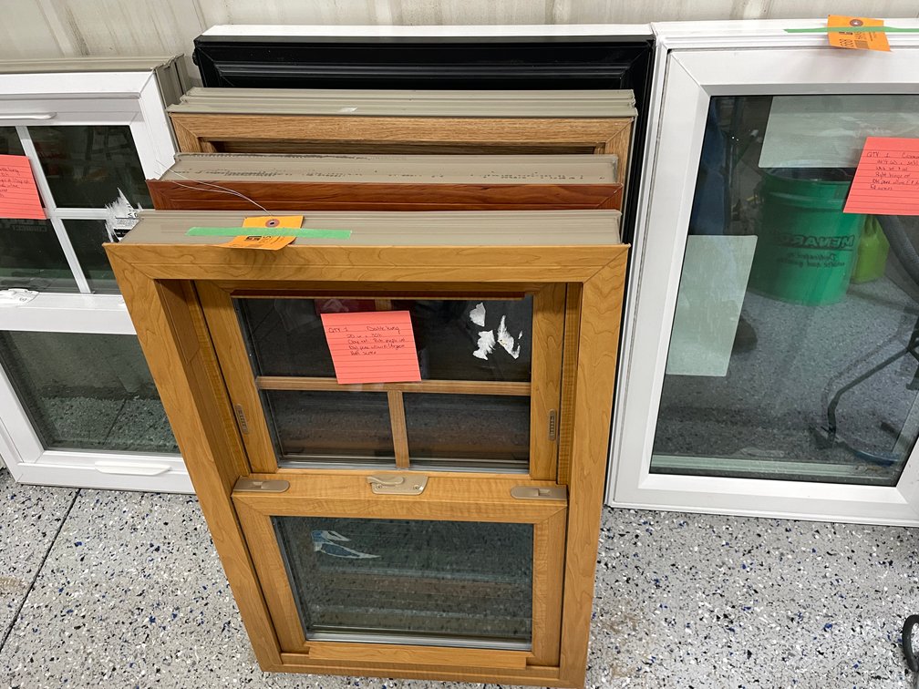 (4) Double Hung Windows