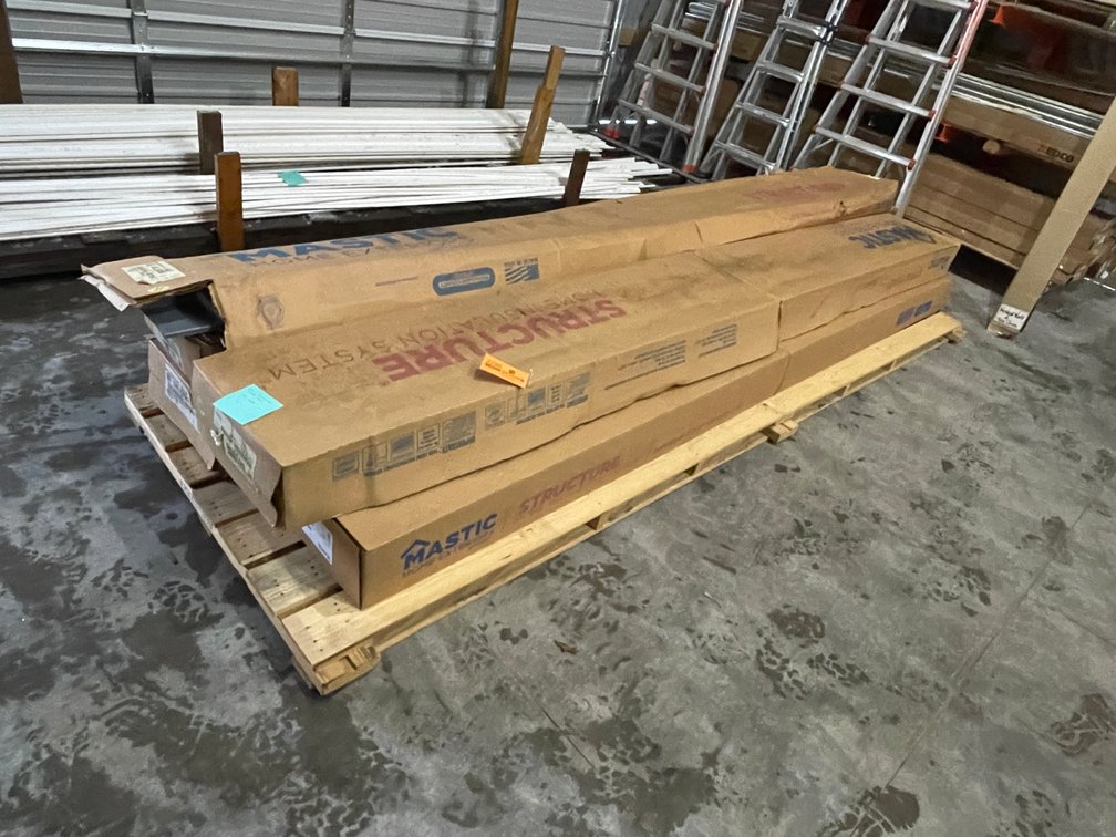 Mastic Structure D-6 Insulated Siding