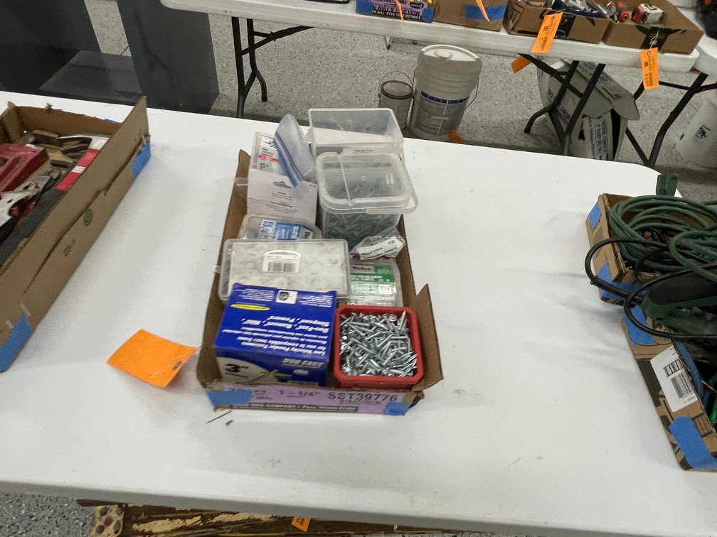 Assortment of Screws