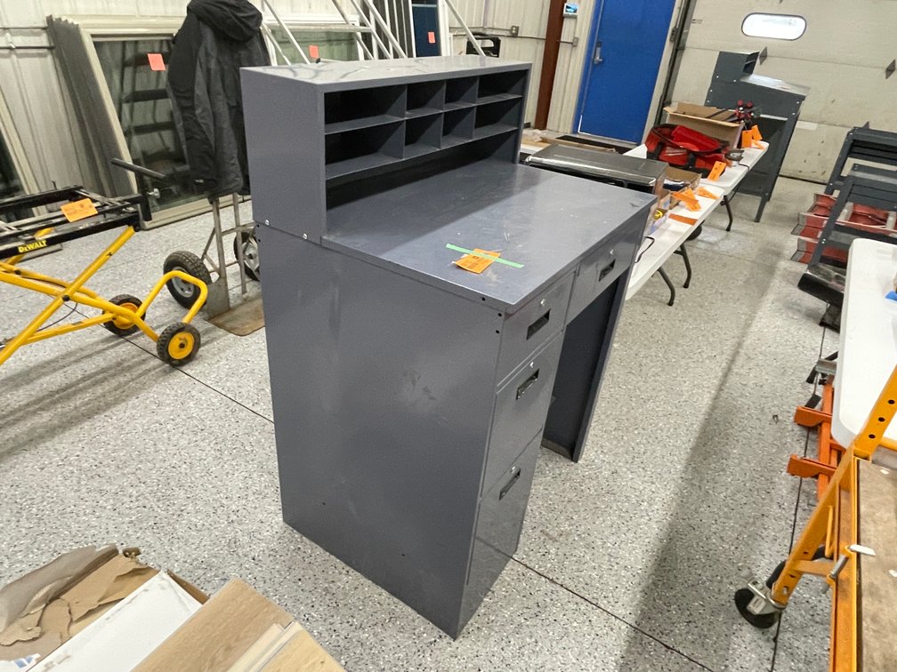 Metal Work Bench
