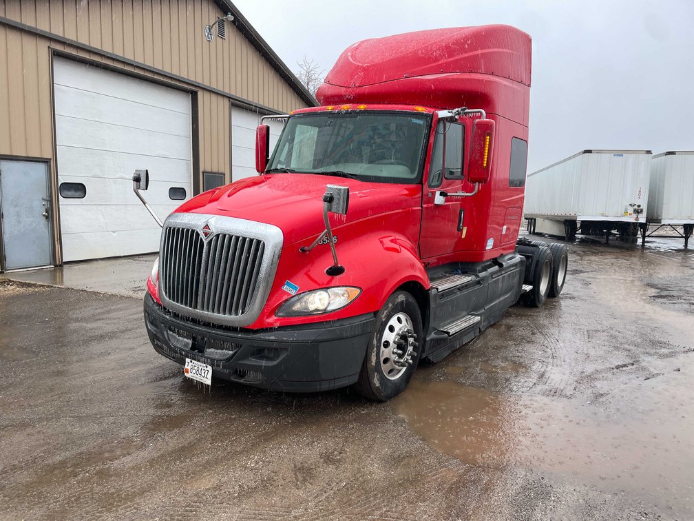 2016 International Semi-Tractor (Has WI Title) (Denmark, WI)