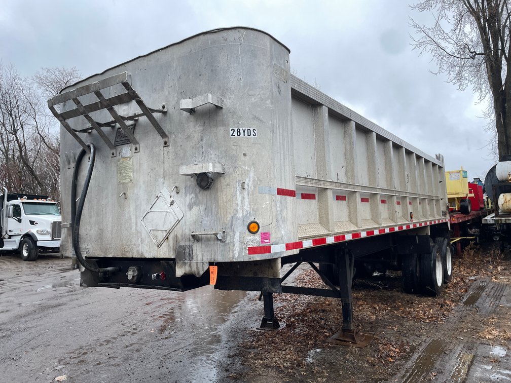 1974 Easton End Dump Trailer (Has MN Title) (Ham Lake, MN)