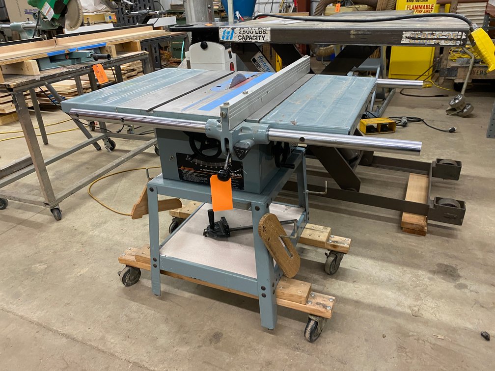 Delta 10" Contractor Table Saw