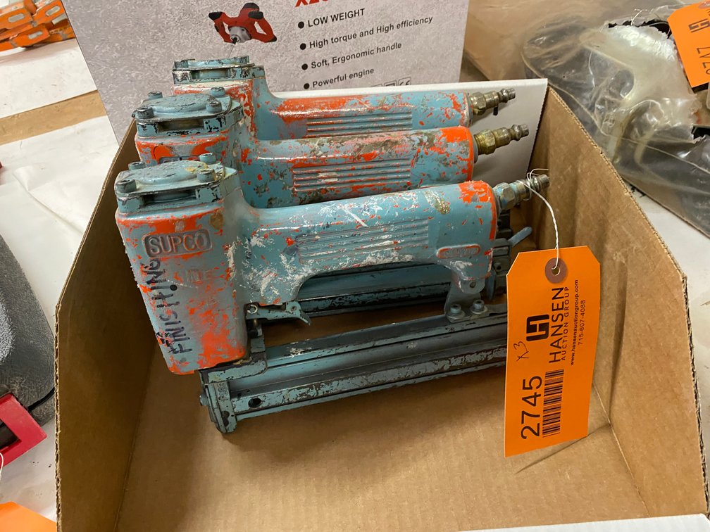 (3) Supco Pneumatic Finish Nailers