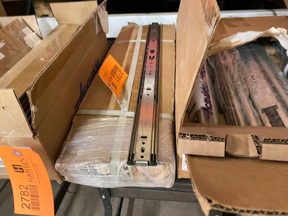 WM 24" Full Extension Drawer Slides