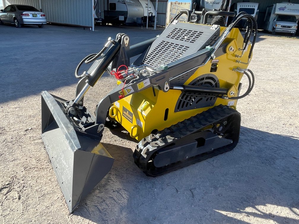 Unused 2026 LandHonor Mini Skid Steer Loader