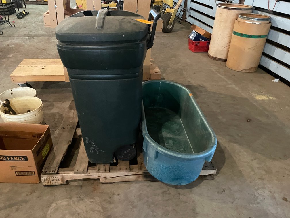 AGR Master Poly Water Tank and Rubbermaid Rolling Trash Bin