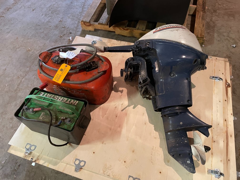 Vintage Evinrude Sportwin 9.5 HP Boat Motor