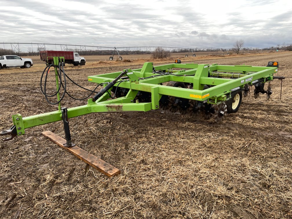 Mandako Twister 12' Vertical Tillage