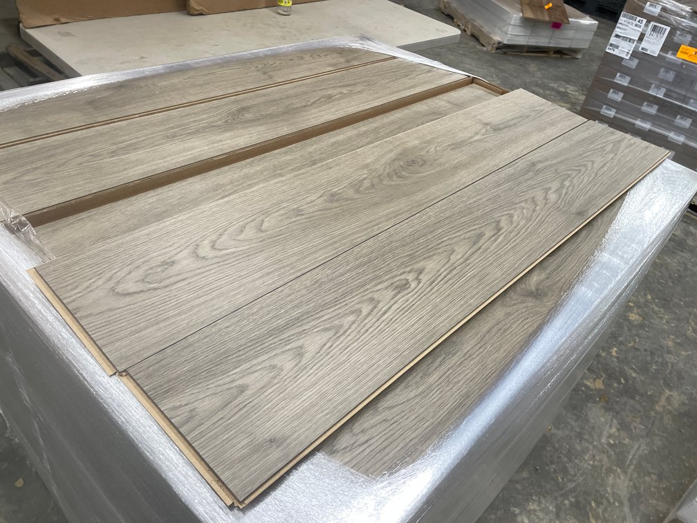 1,325.25 Sq. Ft. Mohawk  Ashby Cliffs Suede Brown Click Planks
