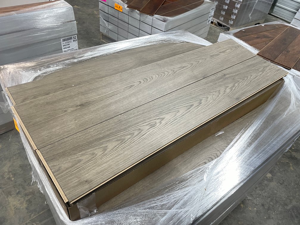 1,236.90 Sq. Ft. Mohawk  Ashby Cliffs Suede Brown Click Planks