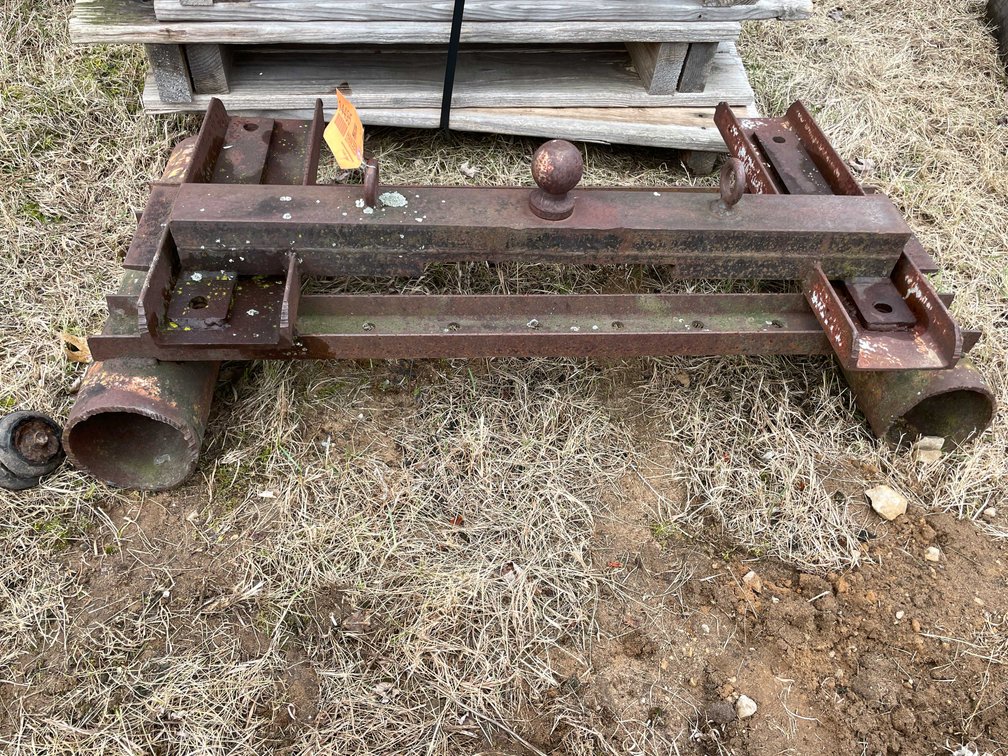 Ball Hitch on Steel Bar
