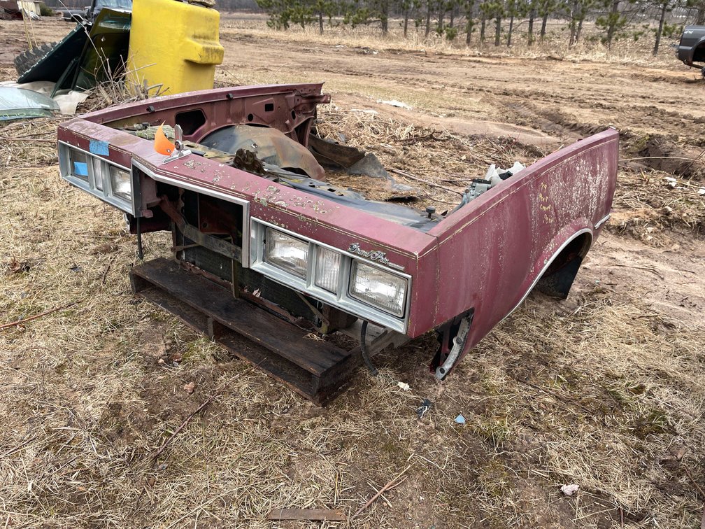 Pontiac Grand Prix Front Panel