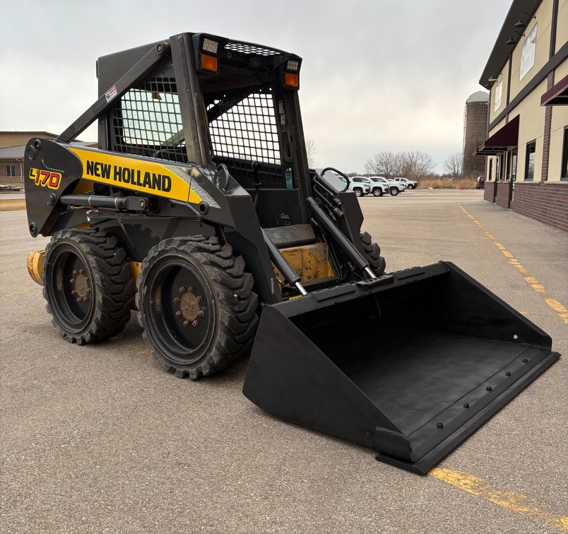 2006 L170 New Holland Wheeled Skid Steer (Kaukauna, WI)