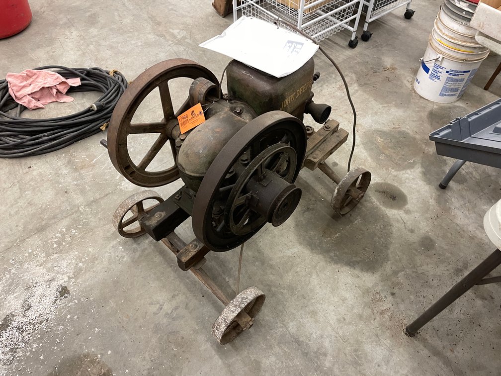 John Deere Hit and Miss Engine
