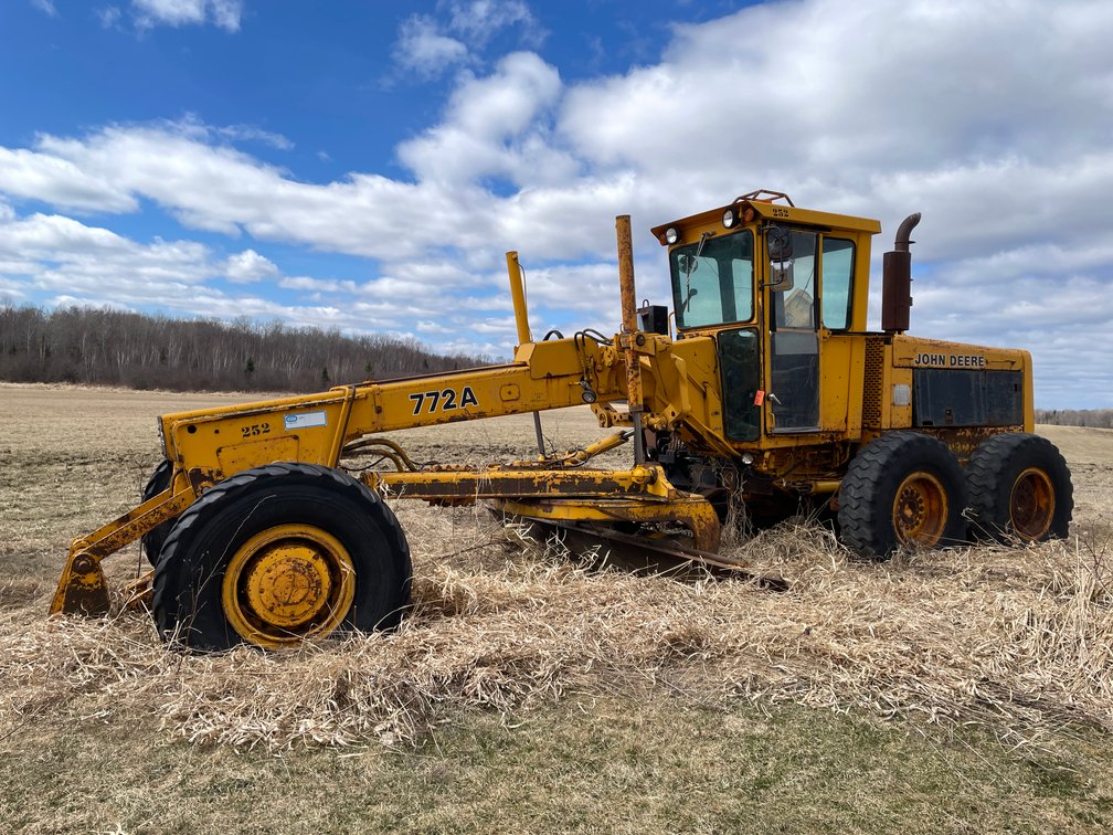 John Deere 772A Road Grader