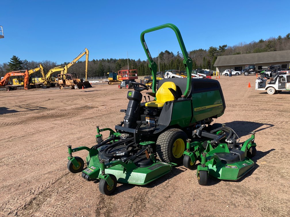2014 John Deere 1600T Wide Area Mower