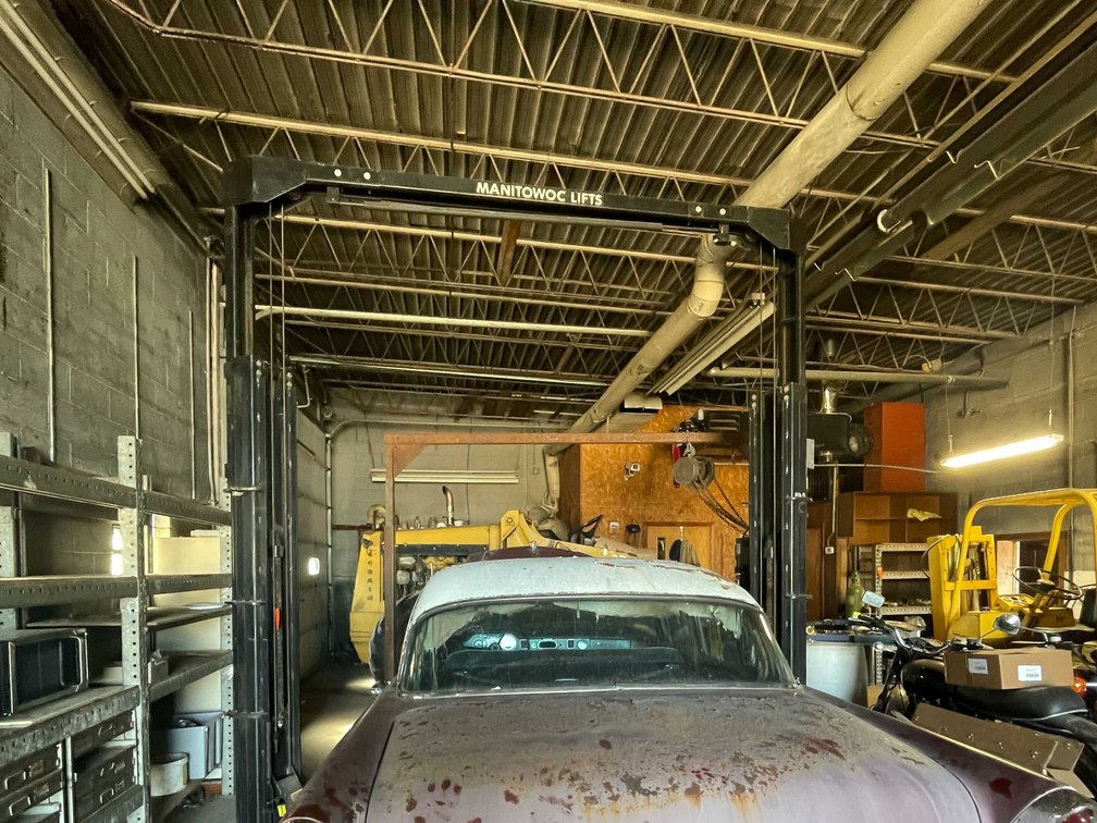 Hydraulic Automotive Lift