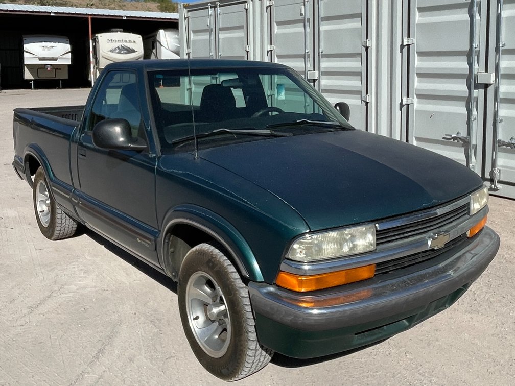 1998 Chevrolet S10 Pickup (Has NM Title)