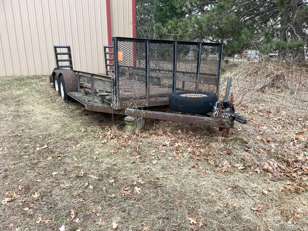 DN Flatbed Trailer (No Title)(Sells Parts Only)