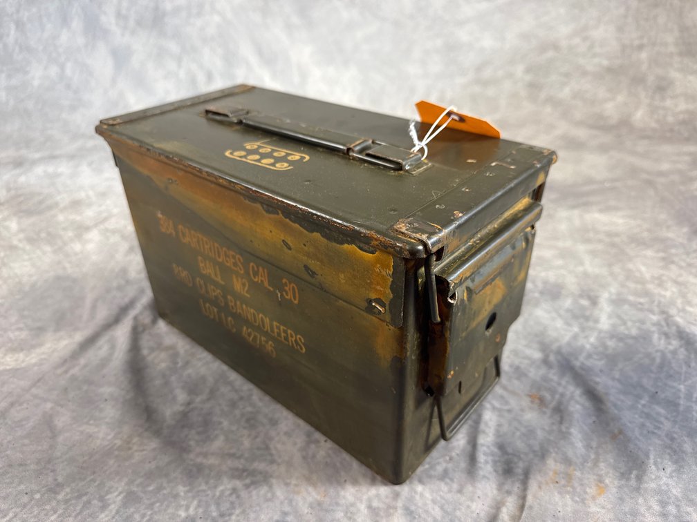 (384) Ammunition Cartridges (Neenah,WI)