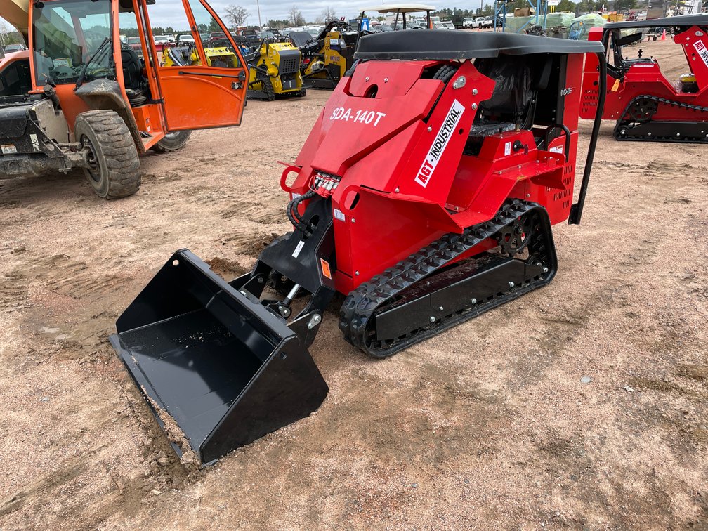 AGT SDA-140T Tracked Mini Skid Steer
