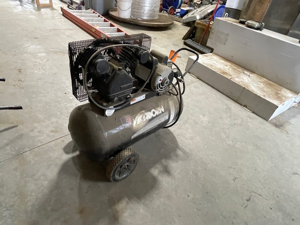 Sandborn 2 Gallon Air compressor