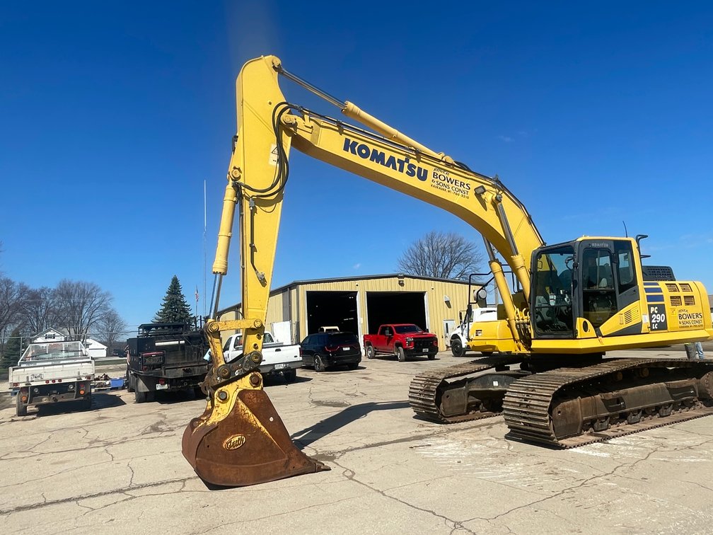2015 Komatsu 290LC-11 Excavator
