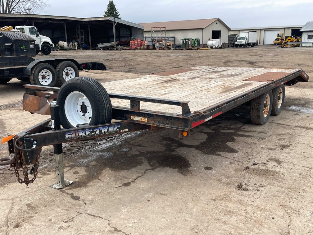 2012 Novae Deck Over Trailer (Has WI Title)