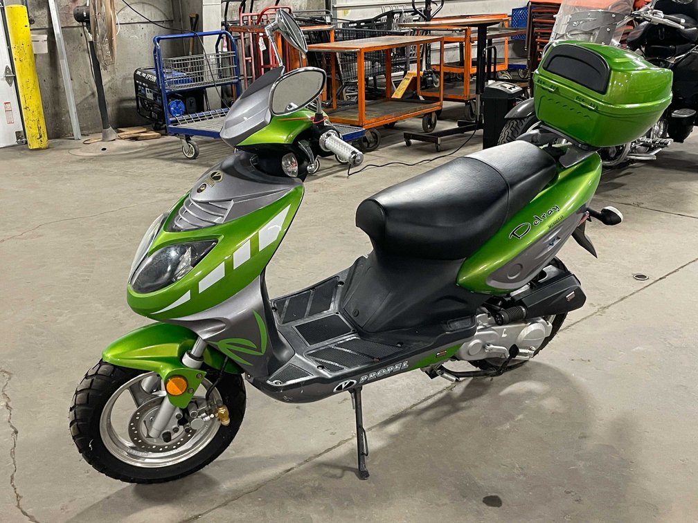 2011 Taizhou Moped (Has WI Title) (D)